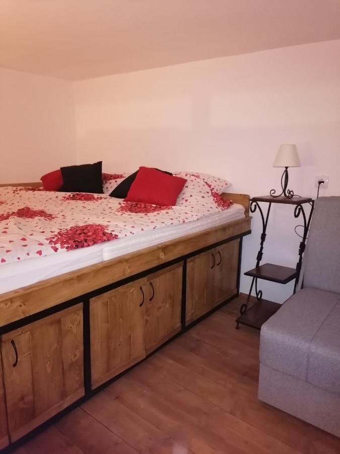Apartman Stimac Petrovaradin Exterior photo